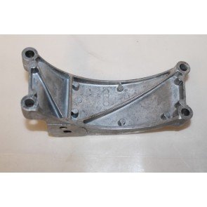 0557445 - 06E903143D - Steun dynamo Audi A4, S4, A5, S5, A6, A7, Q5 Bj 08-heden
