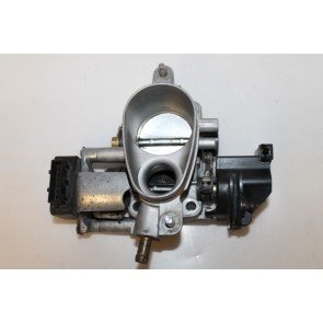 Gasklephuis 2.6/2.8 V6 benz. div. Audi modellen Bj 89-00