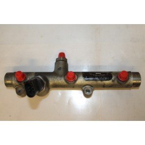Brandstofverdeler links 3.0 V6 TDI Audi A4, A6, A8 Bj 03-08