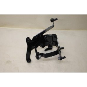 Steun extra waterpomp Audi A6, S6, RS6 , A7, S7 RS7 Bj 11-heden