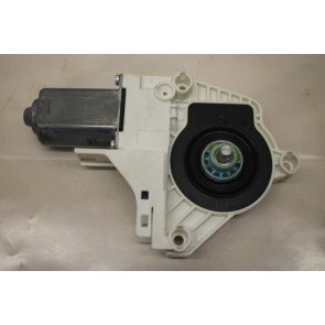 Ruitbedieningsmotor RV div. Audi modellen Bj 09-14