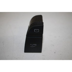Knop dashboardkastje zwart ENGELS Audi A6, S6, RS6 Bj 05-11