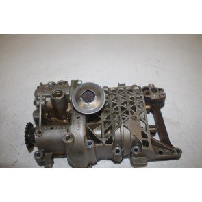 Balansasmodule met oliepomp 2.0 benz. Audi A4, A6 Bj 01-05