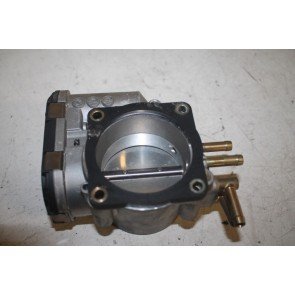 Gasklephuis 2.4-3.0 V6 benz. Audi A4, A6, A8 Bj 98-08