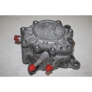 Brandstof-en onderdrukpomp 2.0 TDI Audi A3, A4, A6 Bj 04-08