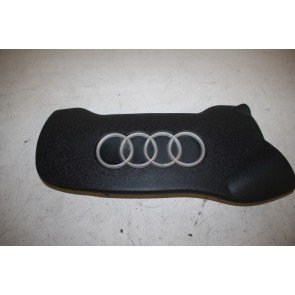 Afdekking motorruimte achter 3.0 V6 benz. Audi A4, A6, A8 Bj 01-08