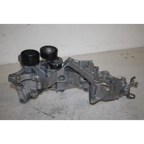 Steun wisselstroomdynamo 2.0 TDI Audi A4, A5, A6, Q5 Bj 08-12