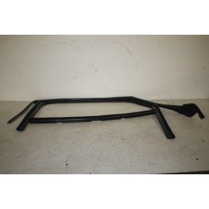 Ruitgeleiding portier LA Audi A8L Bj 10-13