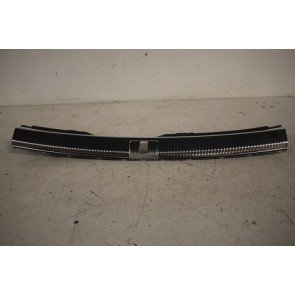 Bekleding afsluitplaat achter zwart/edelstaal Audi A6, S6, RS6 Avant Bj 11-heden