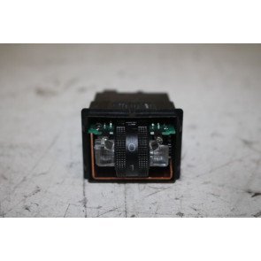 Schakelaar stoelverwarming zwart div. Audi Modellen Bj 01-13