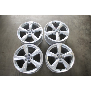 Set aluminium velgen 18 inch briljantzilver Audi A6 Bj 19-heden