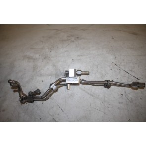 Brandstofverdeler AM 4.2 V8 benzine Audi RS4 Bj 06-09